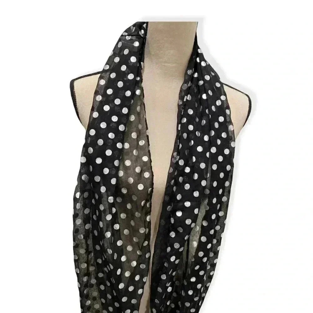 Scarf - Picture 2 of 6